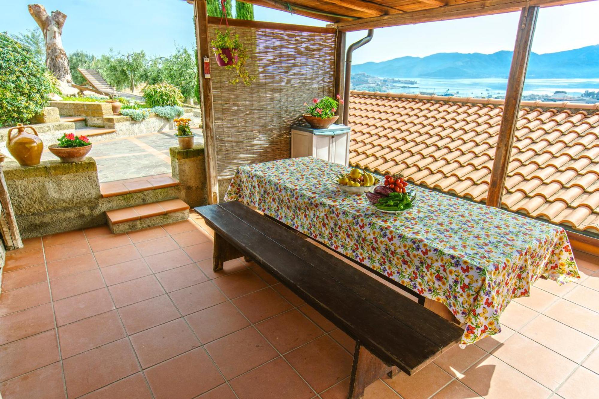 פורטופראיו Appartamenti Bellavista By Helloelba מראה חיצוני תמונה