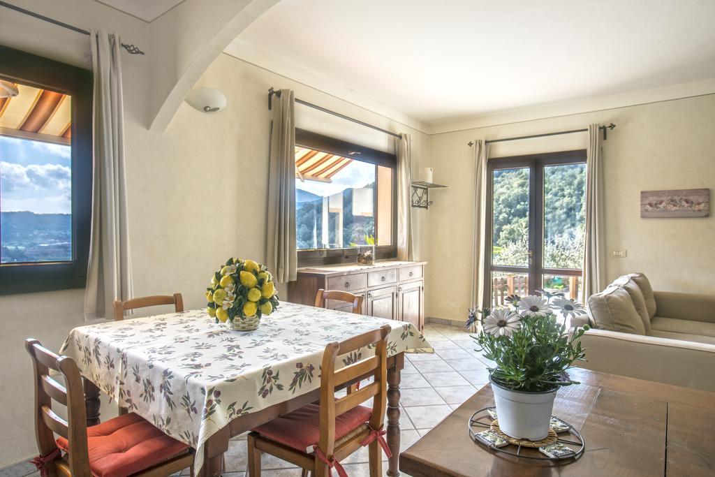 פורטופראיו Appartamenti Bellavista By Helloelba מראה חיצוני תמונה