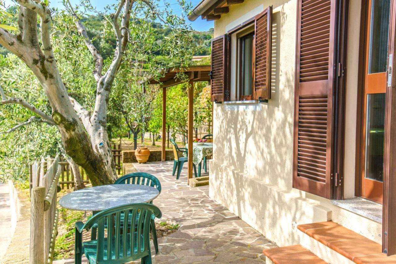 פורטופראיו Appartamenti Bellavista By Helloelba מראה חיצוני תמונה